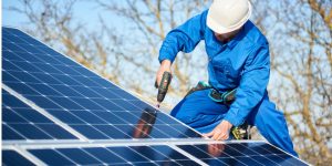 Installation Maintenance Panneaux Solaires Photovoltaïques à Montfey